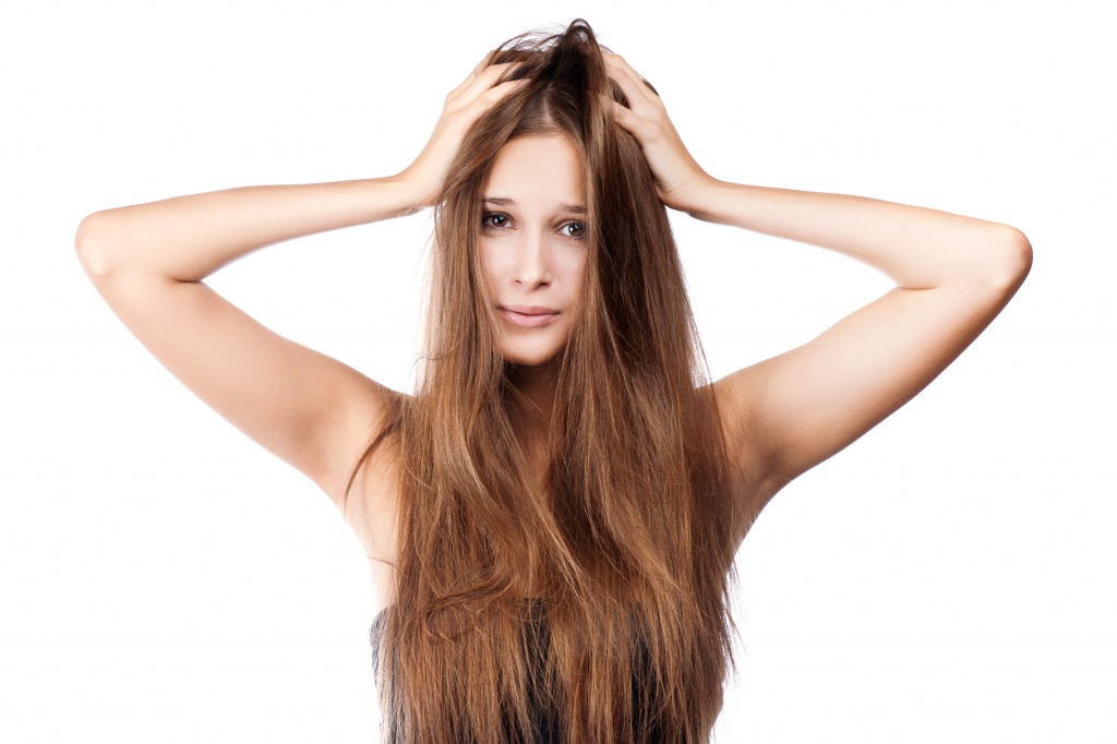 Лечение сухих волос: правила ухода и выбор шампуня