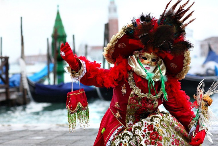 Прикоснуться к мечте венецианские карнавальные головные уборы, фото № 7