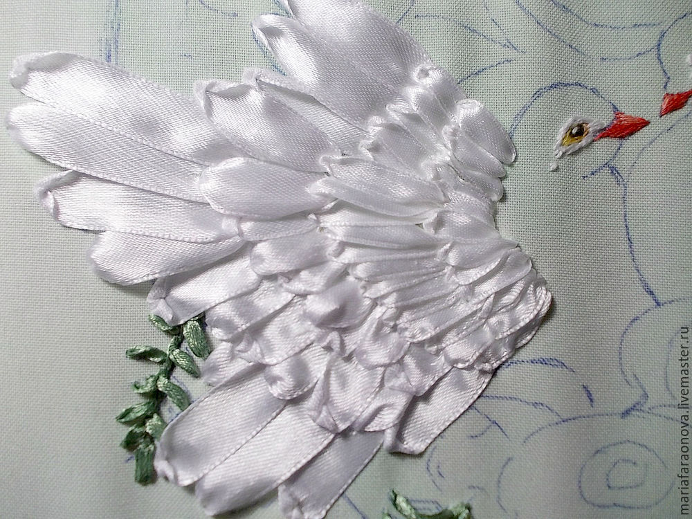 «Вместе навсегда»: вышиваем голубков атласными лентами, фото № 16