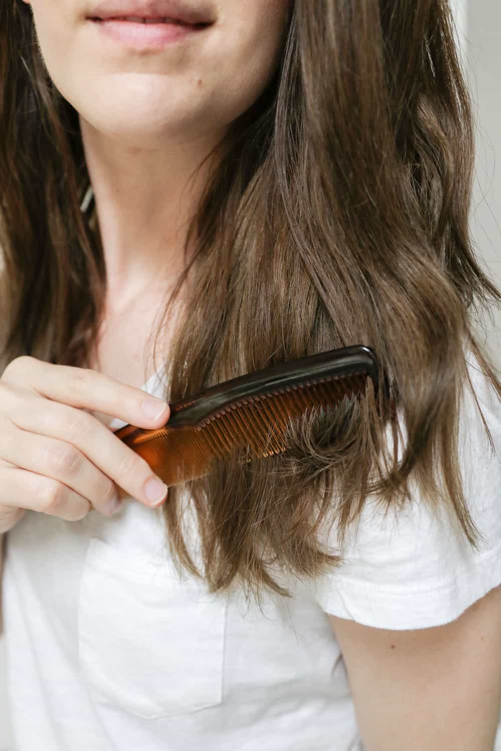 How to Use Castor Oil for Hair Growth