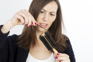 Что делать если выпадают волосы после родов