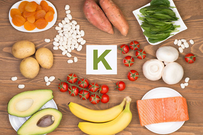 в каких продуктах витамин K