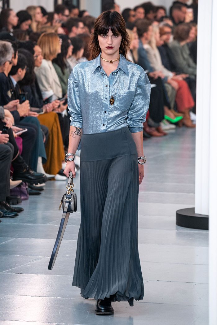 Модные юбка-брюки плиссе 2020 из коллекции Chloé